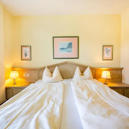 Stylish Holiday Apartment Near The Spa Park In Bad Birnbach Apartment